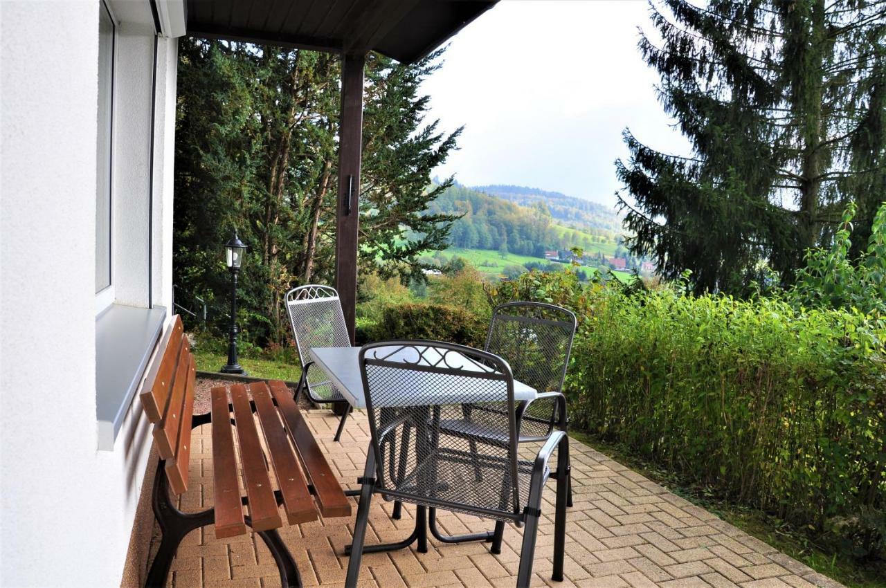 Feriendorf am Hundsrück Floh Exterior foto